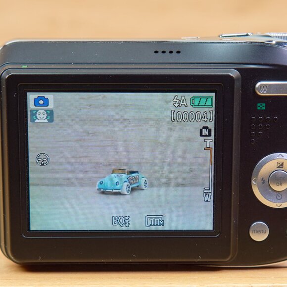 General Electric GE A1050 10.1 MP Digital Camera, 5x Optical Zoom, Black - Picture 5 of 8
